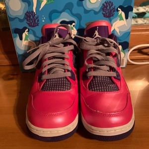 Air Jordan 4 Retro GS 6.5 youth - 8 womens